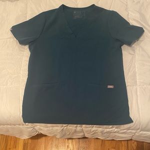 Figs Casma Scrub Top